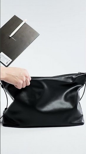 【商品形象】男生真皮質感包款 | R035真皮斜背包 #robinmay #bag #rm #robinmaybags #fashion