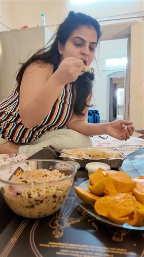 Lazy Sunday brunch… half homemade, half ordered✨❤️#reels #subscribe #dailyvlog