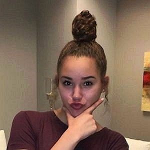 Gracie Haschak – Age, Bio, Personal Life, Family & Stats | CelebsAges