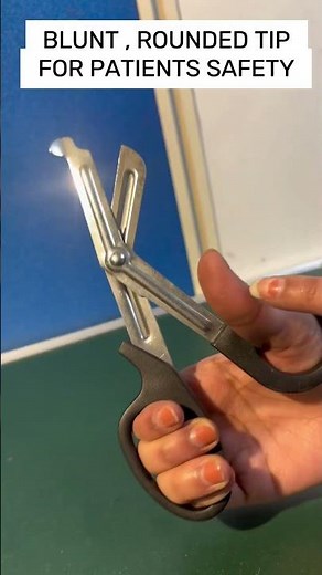 Trauma Shears | Emergency Medical Cutting Tool #shortsfeed