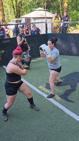 The Scrapyard on Instagram: "The woman's division in the scrapyard is growing! #boxing #fight #girls #female #mma #streetbeefs"