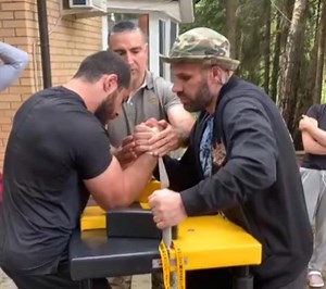 @david_dadikyan vs @cyplenkovden David prepares for TOP8 95 kg classes! #армспорт #армрестлинг #armwrestling #armsport #palusa #urpa #pal #armwrestlingtop8 #daviddadikyan #deniscyplenkov #denistsyplenkov | PAL - Professional Armwrestling League