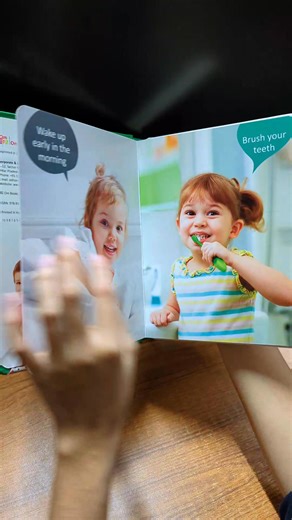 🌟 My First Board Book of Good Habits 🌟 ভালো অভ্যাস শেখানোর সবচেয়ে সুন্দর উপায় — বইয়ের মাধ্যমে! 📚✨ এই বোর্ড বইটিতে শিশুরা শিখবে প্রতিদিনের সহজ অথচ গুরুত্বপূর্ণ অভ্যাসগুলো — যেমন “ধন্যবাদ বলা”, “খাওয়ার আগে হাত ধোওয়া”, “সময়মতো ঘুমানো” ইত্যাদি 🧼🍽️💤 📖 রঙিন ছবি, মজার শব্দ আর টেকসই পৃষ্ঠা — ছোট্ট পাঠকের জন্য পারফেক্ট শুরু! তাদের শেখার পথ হোক আনন্দময় আর রঙিন 🌈 Available now at Bookends Kids 💙 #BookendsKids #GoodHabits #BoardBook #EarlyLearning #ReadingForKids #PositiveHabits #KidsBooks #BookSa