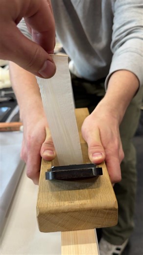 Schärft ihr eure Werkzeuge selber? 🤔 #holzarbeiten #werkzeug #handarbeit #holzbearbeitung #tischler