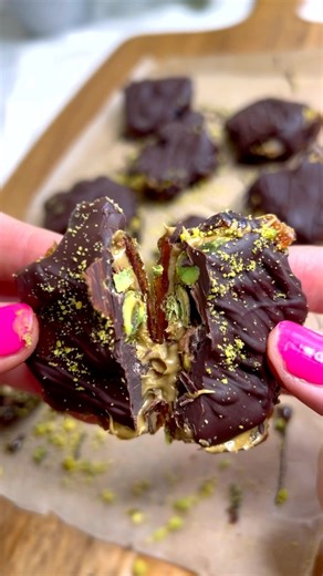 Pistachio filled chocolate covered dates #dairyfree #dairyfreerecipe | Bella's Vegan Adventures