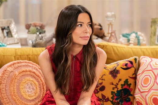 Stream It Or Skip It: ‘iCarly Season 3’ on Paramount , in Which Carly and Freddie’s Romantic Status Teeters on the Edge of a Cliff