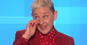 Ellen DeGeneres Chokes Up During Tribute To Kobe Bryant