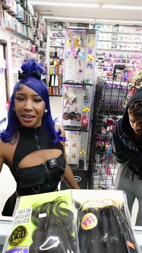 When your man start actin’ up… 👀💅 Come run his pockets right at Rash’s Beauty Supply! 💸