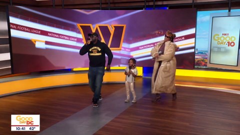 The Duncan family performs Commanders Motivation Music song "All About Washington"