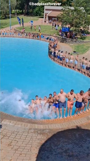 Lost the chance for free swimming 😲