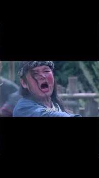 One hundred soldiers surrounded a young girl in a restaurant, unaware that she was actually a kun...