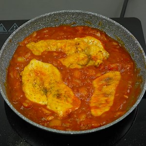 139K views · 498 reactions | The most delicious and easiest chicken recipe I've ever made | Tastes of the World | Facebook