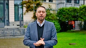 🙏 Merci Maxime pour ton soutien et ta confiance ! Et cela malgré un emploi du temps très chargé... Mille mercis d’avoir rappelé nos nombreuses réalisations de ces dernières années au profit des habitants des 5 villages de Perwez🏡. Ton soutien nous est précieux aujourd’hui comme demain👌 Comme tu l’as si bien dit, je serai désormais à 💯% au service de ma commune ! | André Antoine