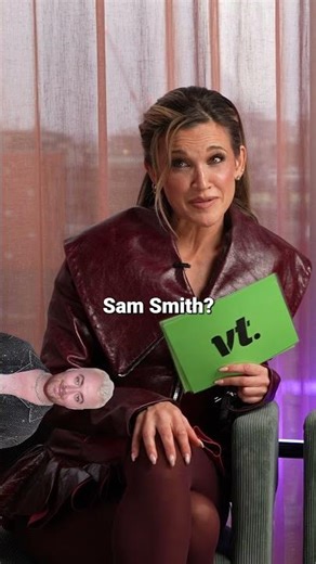 Dua Lipa Is A Pussycat Dolls STAN?! 🤯