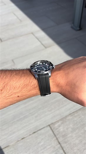 Omega Seamaster Diver 300 Review: Rubber vs Steel Bracelet