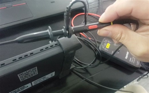 如何用虚拟示波器测量市电hantek6022BE+差分探头
