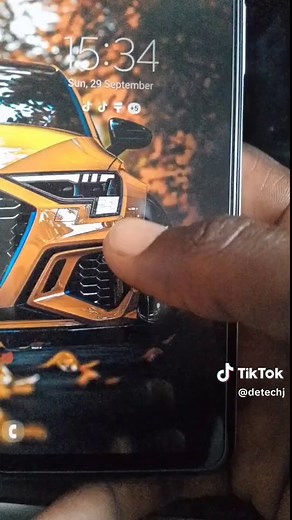 How to Set Multiple Wallpapers on Android Devices