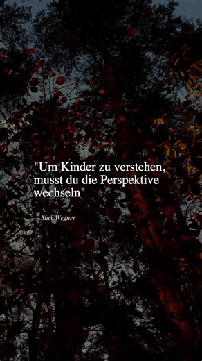Habe ich heute im Kita-Alltag gerade erst wieder gemerkt. Kinder wollen nicht „schwierig“ sein! Wozu auch ? 😄 Sie sind oft einfach überfordert! Wenn ein Kind laut wird, klammert oder „nicht hört“, frage ich mich deshalb immer zuerst: Was will es mir gerade zeigen? Deshalb ist für mich ein 🔁 Perspektivwechsel immer super hilfreich! Also besser gesagt: \t1.\tWas fühlt das Kind gerade? (Wut, Angst, Müdigkeit, Hunger) \t2.\tWas braucht es jetzt? (Nähe, Pause, Orientierung) \t3.\tWas kann ich ihm z