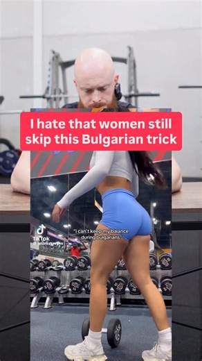 Simon Dingemans | Glute specialist on Instagram: "Comment “free” for free glute finishers 🫶🍑 You can also just hold on when doing Bulgarians... 👀⁠ ⁠ Here’s how I do them:⁠ ⁠ ✅ I grab a bench which is slightly below knee height⁠ ⁠ ✅ I place it next to something to hold onto⁠ ⁠ ✅ I sit on the edge and stretch my leg⁠ ⁠ ✅ I stand up and place a weight next to my heel⁠ ⁠ ✅ I keep my upper body straight with the 2 CAKE CITY CUES 🍑🍑⁠ 1) I’m squeezing a passion fruit underneath my arms⁠ 2) I brace