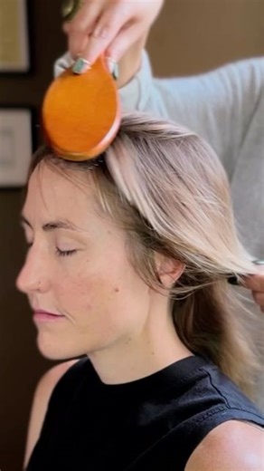 ZenHeads ASMR on Instagram: "Perfectly looped ASMR hair brushing to help you fall asleep tonight ☁️🌙✨ #asmr #hairbrushing #hairplay #asmrrealperson #relax #tingles"