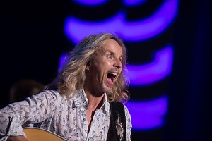 Watch Styx Perform "Mr. Roboto" for the First Time in 35 Years