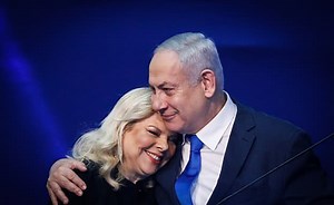 מה שרה ביקשה לעשות כשנולד לבעלה נכד ראשון? | היומן של ניר חפץ, חלק ז'