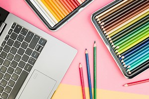 Ile wynoszą zarobki grafika komputerowego w 2023 roku? Wyjaśniamy, co zrobić, by rozpocząć pracę na tym stanowisku