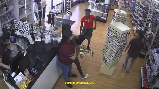 VIDEO: 3 wanted in shoplifting turned robbery at Houston beauty supply store, police say