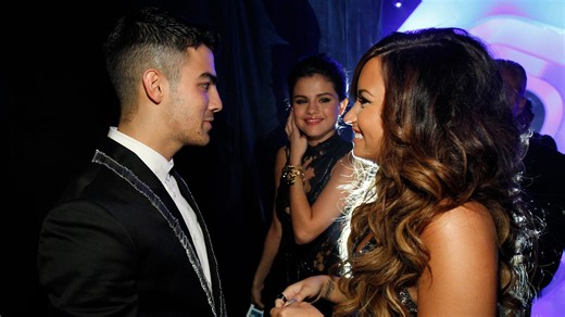 Demi Lovato reunites with Selena Gomez, Joe Jonas at tour's first show