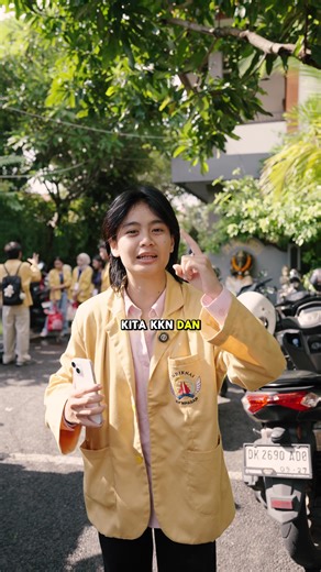 23 Januari 2026 SD 18 Dangin Puri Kangin dengan aksi nyata! Kami memulai program kerja pertama dengan pembinaan sampah 3R (Reduce, Reuse, Recycle) untuk lingkungan sekolah yang lebih bersih dan hijau. Bersama-sama kita jaga lingkungan, mulai dari sekarang! #kkn #danginpurikangin #sampah3r #lingkunganhijau #fyp @Undiknas