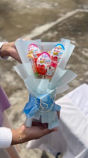 KINDER JOY BOUQUET TUTORIAL 🩵”wrapped with your love” #tutorial #fyp #handmade #kinderjoybouquet