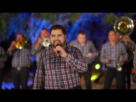 El Cantador (En Vivo) - Banda Corona Del Rey