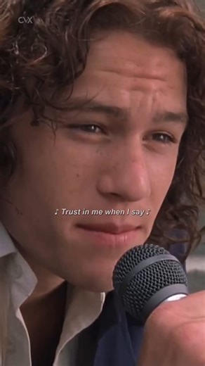 Cineviax on Instagram: "🎬 10 Things I Hate About You (1999) Set in a high school in Seattle, this teen romantic comedy follows the story of Kat Stratford (Julia Stiles), a sharp-tongued and independent girl, and her younger sister Bianca (Larisa Oleynik), who’s desperate to date. When new student Cameron (Joseph Gordon-Levitt) falls for Bianca, he enlists the help of bad boy Patrick (Heath Ledger) to date Kat, sparking a series of hilarious and heartfelt events. The film is a modern adaptation