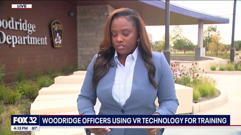 Illinois' first VR police training system debuts in Woodridge