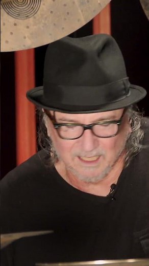 Terry Bozzio performs 'Walking in L.A.' by Missing Persons