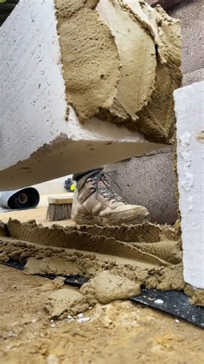 32K views · 162 reactions | 85.How To Lay Bricks tricks For Beginners Using a line 隣隣隣隣#brickhouse #bricks | Bricklayer | Facebook