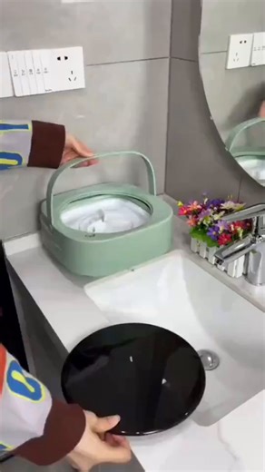 Find why Heavy-duty washing machines are designed to balance large-load cleaning with water conservation while ensuring clothes are clean | Bfivfyua