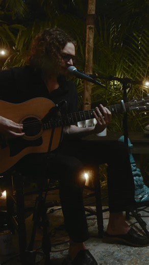 TONIGHT. 🔥 �Mo Lowda & The Humble live at Sugarshack Downtown! Indie rock, big energy, and @sugarshacksessions alum. Let’s do this. See ya tonight! 🎸🌴 📸 @garrenteed | Sugarshack Downtown