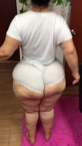 Do you like bootys with cellulite ? | Pumpkincakezz