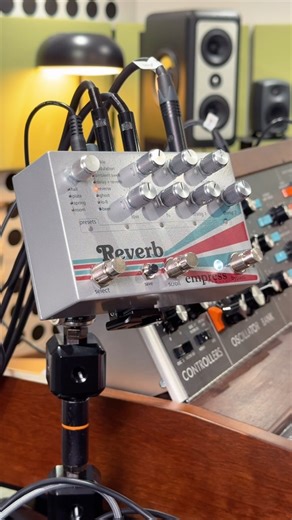 Moog Model D through the @empress_effects Reverb — exploring the Reverse algorithm. 🌫️ This pedal is seriously next level… lush, expressive, and incredibly versatile. It breathes new life into the Model D, turning every note into a moment. | Audiotent