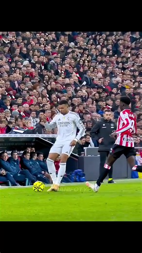 Kylian Mbappé Skills and Tricks to Master