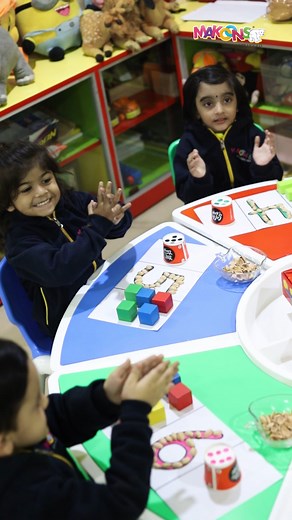 Exploring the World of Numbers at Makoons Playschool! 🌟🔢 #MakoonsMathMagic #EarlyLearningAdventures #MakoonsPlaySchool #Smartypants #Funlearning | Makoons Play School