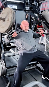 Persistently grinding, day by day. 💪 For more from the training today go to the story. __________________________ @wickedcutzjerky - Branch20 @wrn_supps @texaspowerbars @officialgasp - Branch15 @officialbetterbodies - Branch15 | Branch Warren