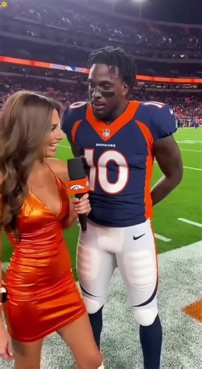 A heartwarming moment between athletes and journalists #kindness #tathlete #fyp #foryoupage #heartwarming