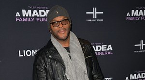 Tyler Perry building a home for 93-year-old woman battling developers