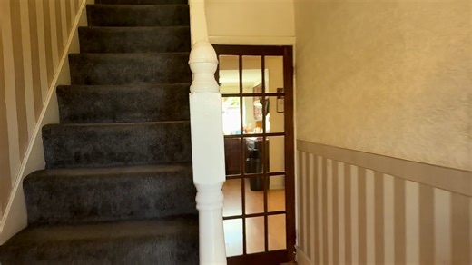 17 Edith Terrace