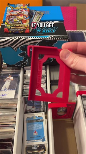 Best Card Clips for Protecting Your Trading Cards