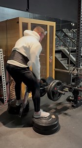 bulletproof fitness equipment company on Instagram: "The ULTIMATE BELT SQUAT setup on the isolator! Ok last post was using long lever arm making a quad focus setup belt squat on the isolator. This setup is a true belt squat setup. Difference is line of force is pulling down and forward for quad focus and true belt squat pulls straight down like this video shows. This setup uses parts from isolator kit with added long lever arm and extra weight horn. First video only uses long lever arm so there’