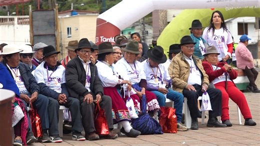 El Consejo Cantonal de Protección Integral de Derechos de El Tambo, realizó la Maratón 5K, en conmemoración del 25 de noviembre, Día Internacional de la Eliminación de la Violencia contra las Mujeres, donde participaron niñas, niños, adultos mayores y mujeres de todas las edades. | Multi Canal