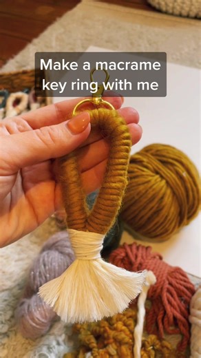 Make a hoop macrame key ring with me ✨ #fyp #fypシ #handcrafted #handmade #macrame #makewithme #crafts #craftwithme #creative #smallbusiness #shoplocal #shopsmallbusiness #shopsmall #imadethis